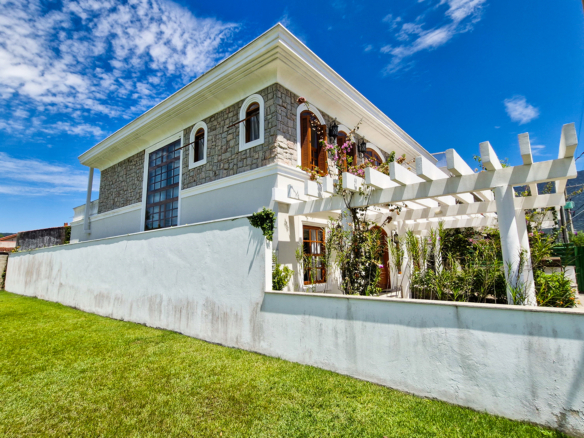 Casa Alto Padrão à Venda – Condomínio Costa Nova Residence