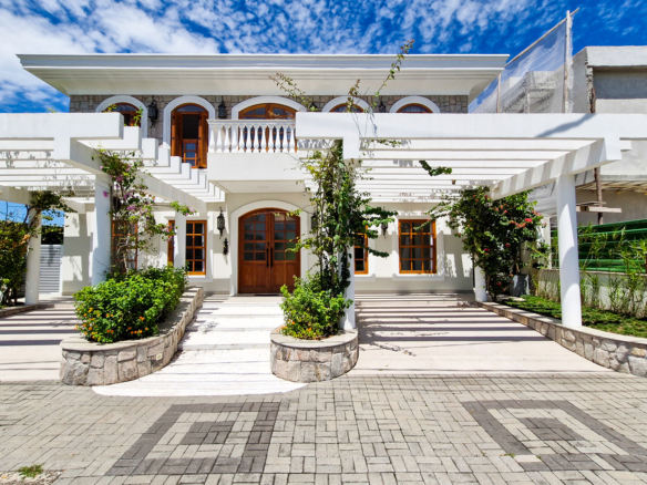 Casa Alto Padrão à Venda – Condomínio Costa Nova Residence