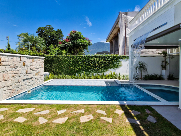Casa Alto Padrão à Venda – Condomínio Costa Nova Residence