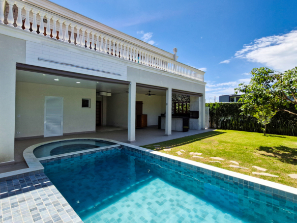 Casa Alto Padrão à Venda – Condomínio Costa Nova Residence