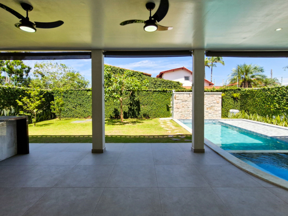 Casa Alto Padrão à Venda – Condomínio Costa Nova Residence
