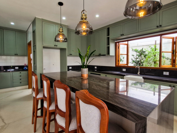 Casa Alto Padrão à Venda – Condomínio Costa Nova Residence