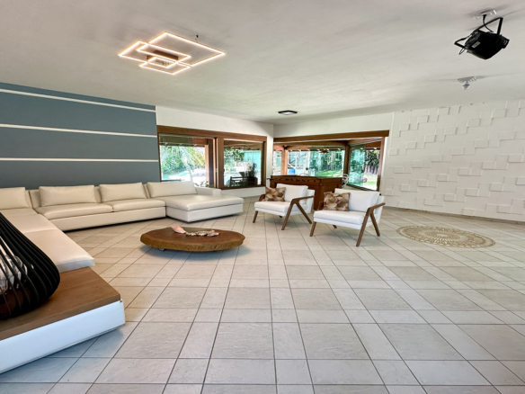 Park Imperial | Mansão Cinematográfica com Vista para o Mar e 1.440m² de Terreno