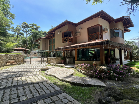Park Imperial | Mansão Cinematográfica com Vista para o Mar e 1.440m² de Terreno