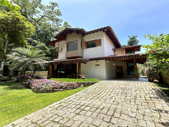 Park Imperial | Mansão Cinematográfica com Vista para o Mar e 1.440m² de Terreno