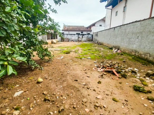 Terreno para Venda em Tabatinga com 270m²