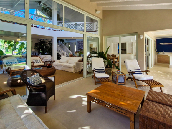 Casa de Luxo para Temporada – Costa Verde Tabatinga