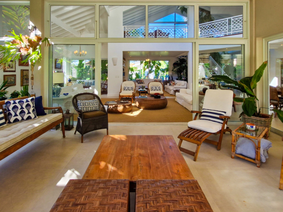 Casa de Luxo para Temporada – Costa Verde Tabatinga