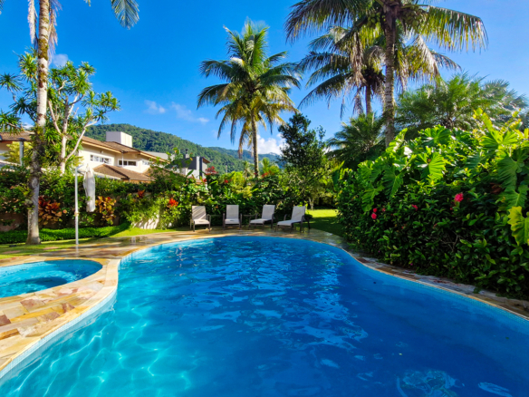 Casa de Luxo para Temporada – Costa Verde Tabatinga