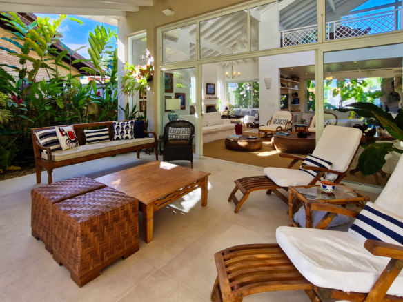Casa de Luxo para Temporada – Costa Verde Tabatinga