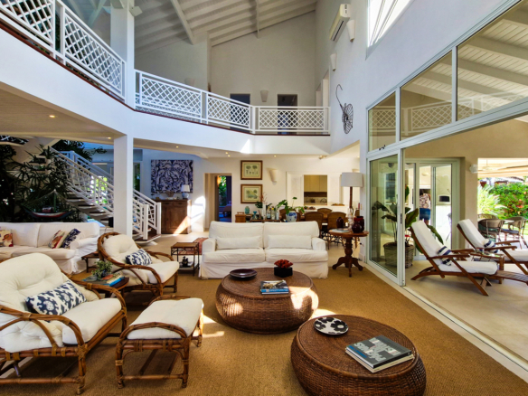 Casa de Luxo para Temporada – Costa Verde Tabatinga