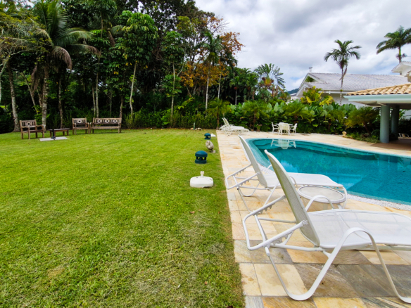 Casa de Luxo a venda no Condomínio Costa Verde Tabatinga