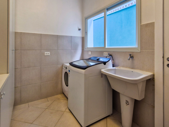 Casa de Luxo a venda no Condomínio Costa Verde Tabatinga