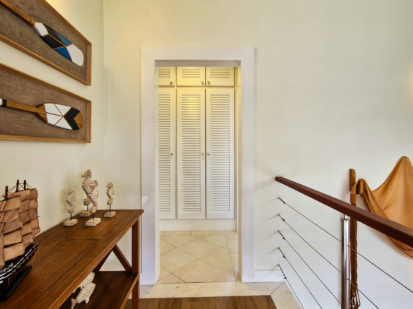 Casa de Luxo a venda no Condomínio Costa Verde Tabatinga