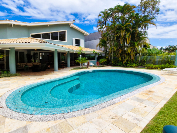Casa de Luxo a venda no Condomínio Costa Verde Tabatinga