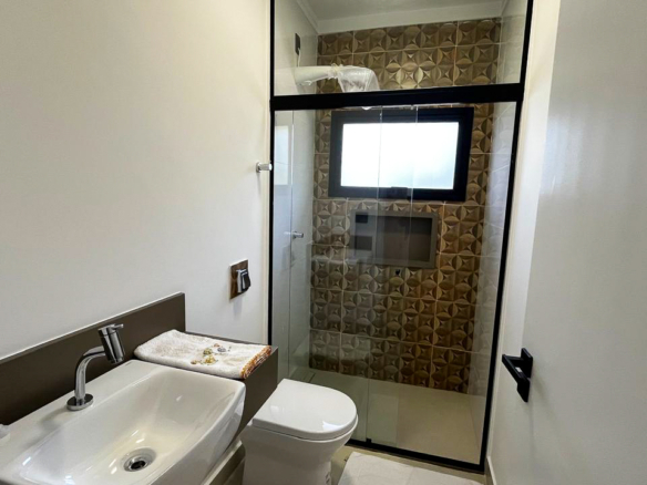 Refúgio Contemporâneo no Recanto da Lagoinha | Ubatuba – SP