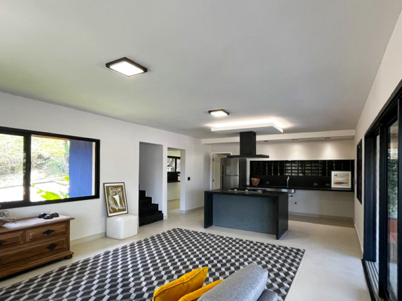 Refúgio Contemporâneo no Recanto da Lagoinha | Ubatuba – SP