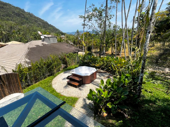 Refúgio Contemporâneo no Recanto da Lagoinha | Ubatuba – SP