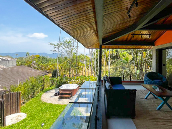 Refúgio Contemporâneo no Recanto da Lagoinha | Ubatuba – SP