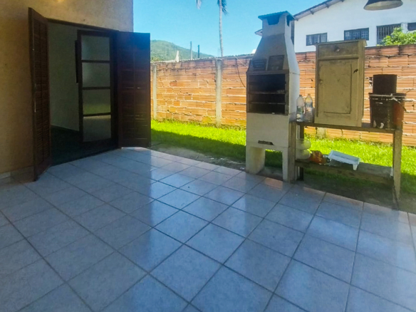 Casa térre a venda com 600 metros quadrados de lote na Praia da Tabatinga