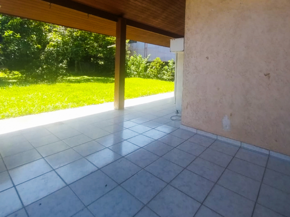 Casa térre a venda com 600 metros quadrados de lote na Praia da Tabatinga