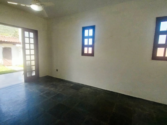 Casa térre a venda com 600 metros quadrados de lote na Praia da Tabatinga