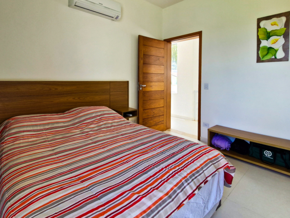 Casa Frente Mar de Luxo – 3 Pisos com Vista Panorâmica