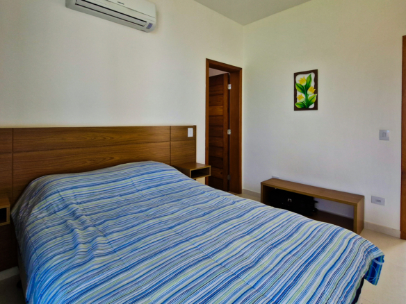 Casa Frente Mar de Luxo – 3 Pisos com Vista Panorâmica