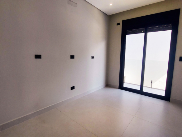 Casa nova com 6 suítes no Costa Nova Residence