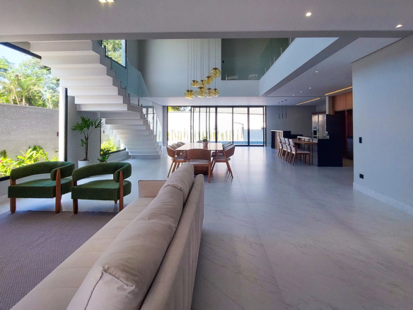 Casa nova com 6 suítes no Costa Nova Residence