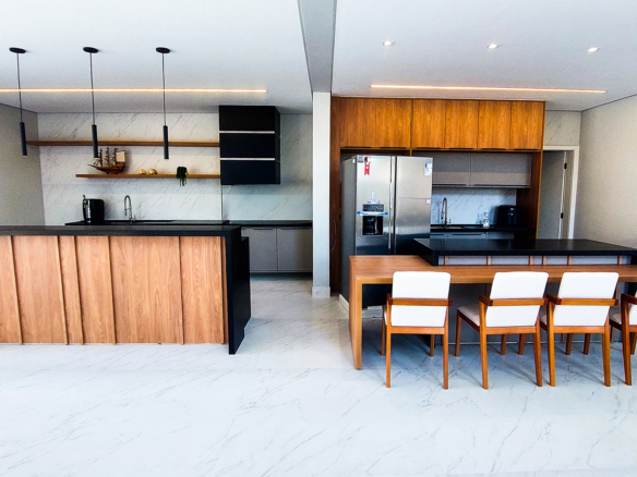 Casa nova com 6 suítes no Costa Nova Residence