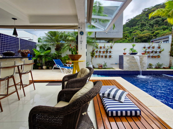 Casa de Luxo com Jacuzzi na Sala – Costa Nova Residence