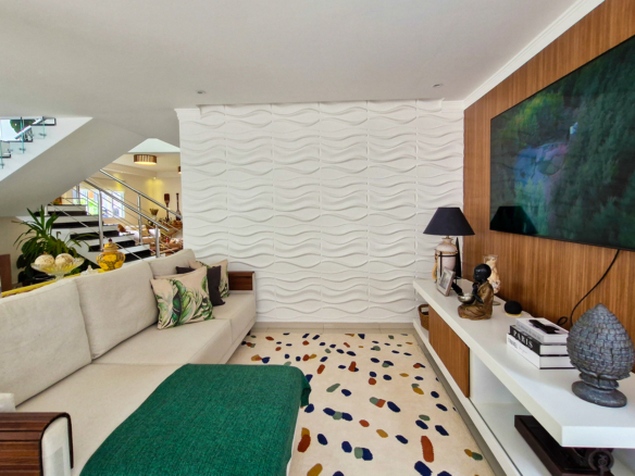 Casa de Luxo com Jacuzzi na Sala – Costa Nova Residence