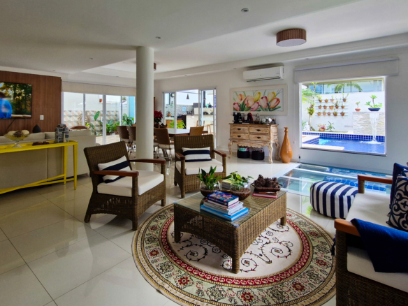 Casa de Luxo com Jacuzzi na Sala – Costa Nova Residence