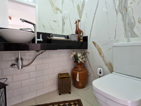 Casa de Luxo com Jacuzzi na Sala – Costa Nova Residence