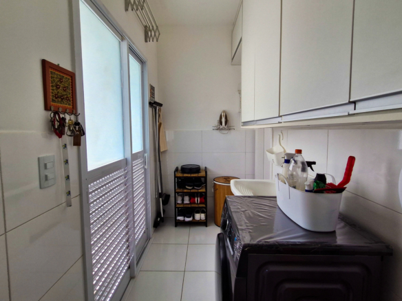 Casa de Luxo com Jacuzzi na Sala – Costa Nova Residence
