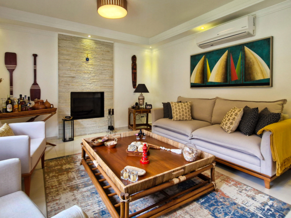 Casa de Luxo com Jacuzzi na Sala – Costa Nova Residence