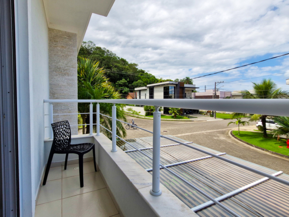 Casa de Luxo com Jacuzzi na Sala – Costa Nova Residence