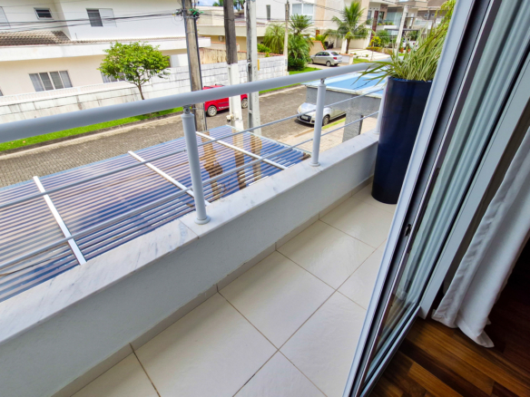 Casa de Luxo com Jacuzzi na Sala – Costa Nova Residence