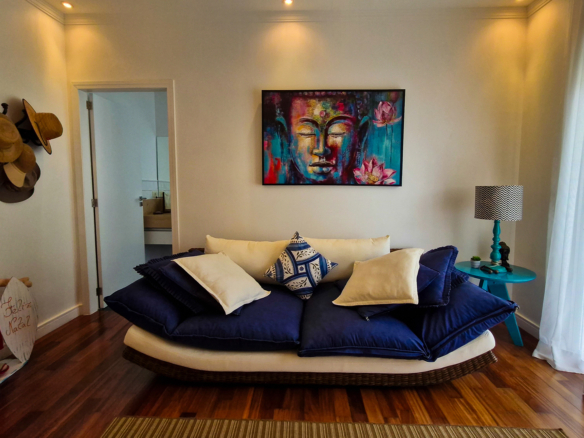 Casa de Luxo com Jacuzzi na Sala – Costa Nova Residence