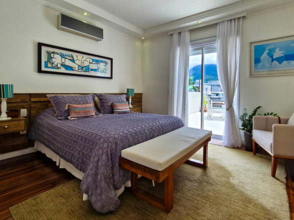 Casa de Luxo com Jacuzzi na Sala – Costa Nova Residence