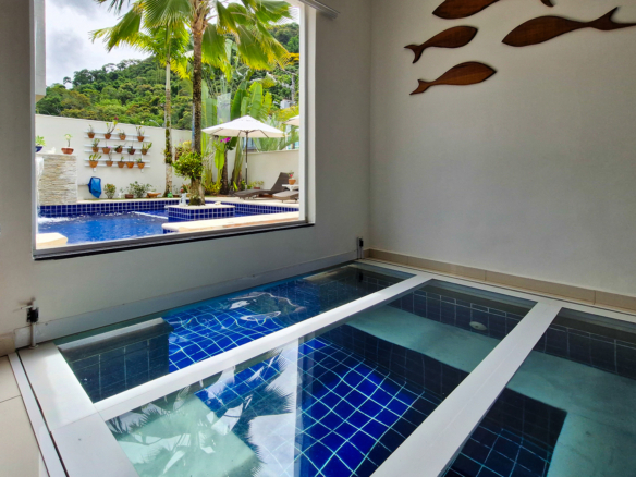 Casa de Luxo com Jacuzzi na Sala – Costa Nova Residence