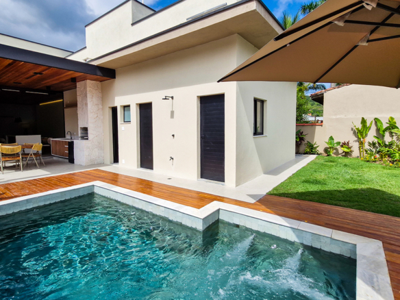 Casa nova térrea com Automação Total no Condomínio Mar Verde | 3 Suítes