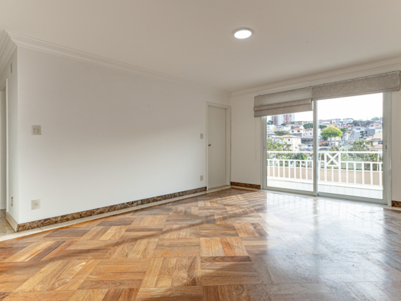 Casa ampla em condomínio exclusivo no Morumbi