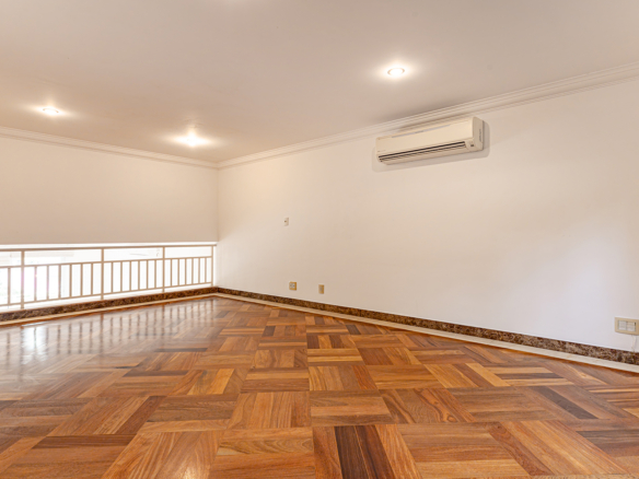 Casa ampla em condomínio exclusivo no Morumbi