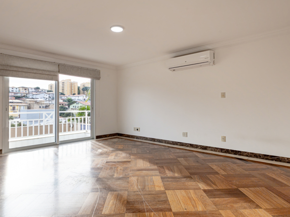 Casa ampla em condomínio exclusivo no Morumbi
