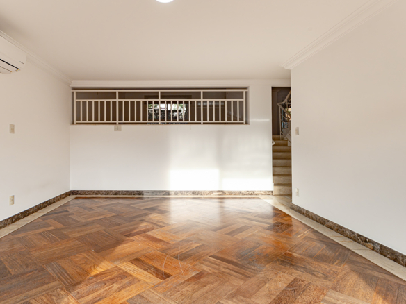 Casa ampla em condomínio exclusivo no Morumbi