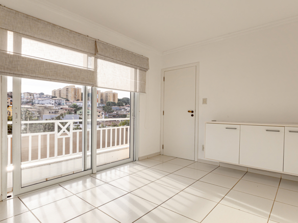 Casa ampla em condomínio exclusivo no Morumbi