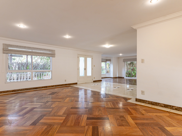 Casa ampla em condomínio exclusivo no Morumbi