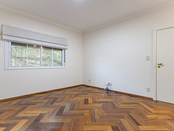 Casa ampla em condomínio exclusivo no Morumbi